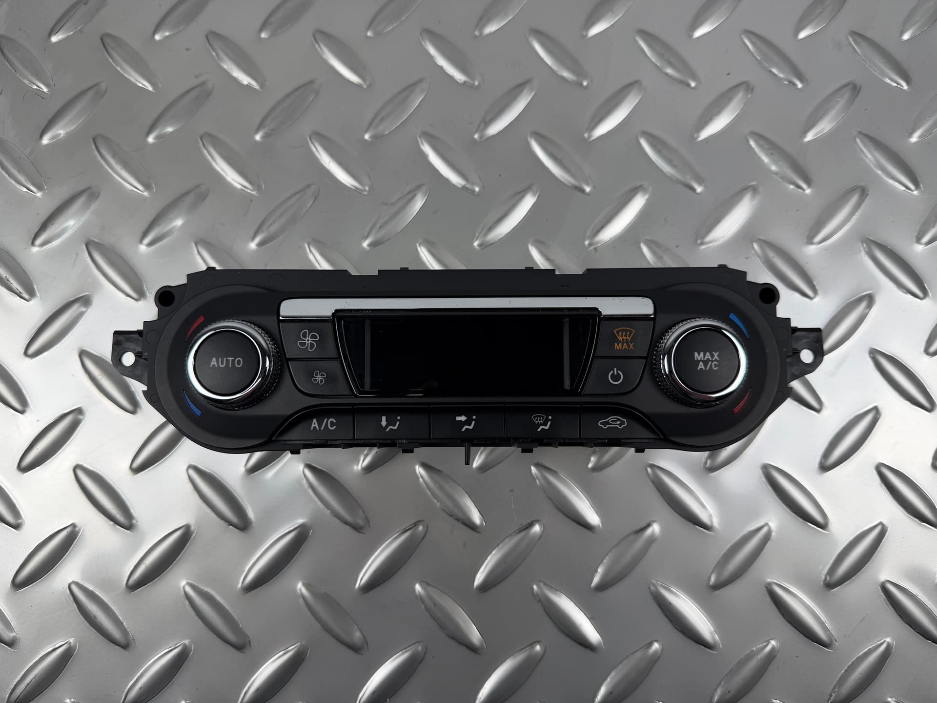 Управління клімат-контролем Ford Escape MK3 13-16 - фото 1