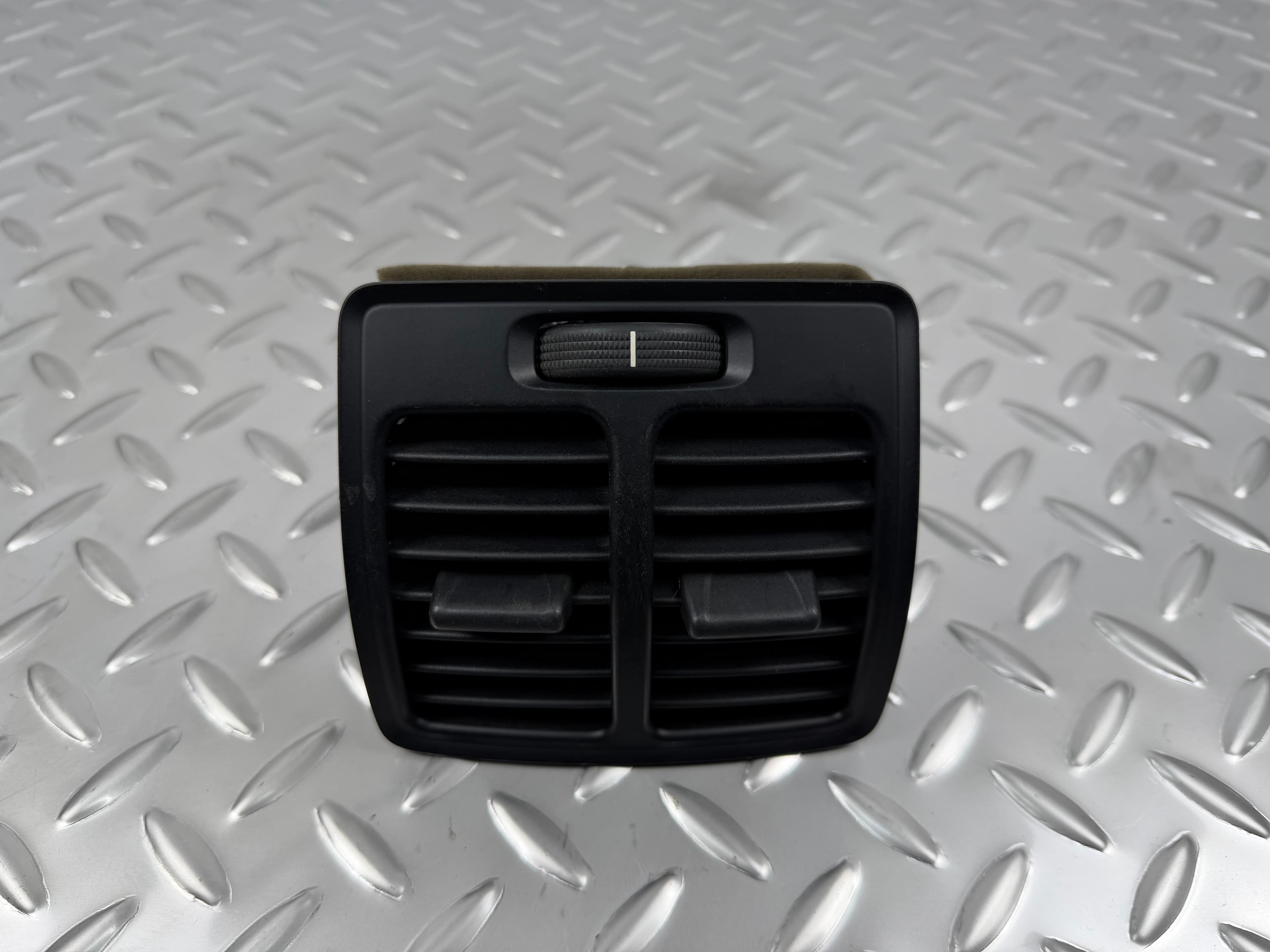 Дефлектор повітроводу центральної консолі Ford Escape MK3 13-16 чорний