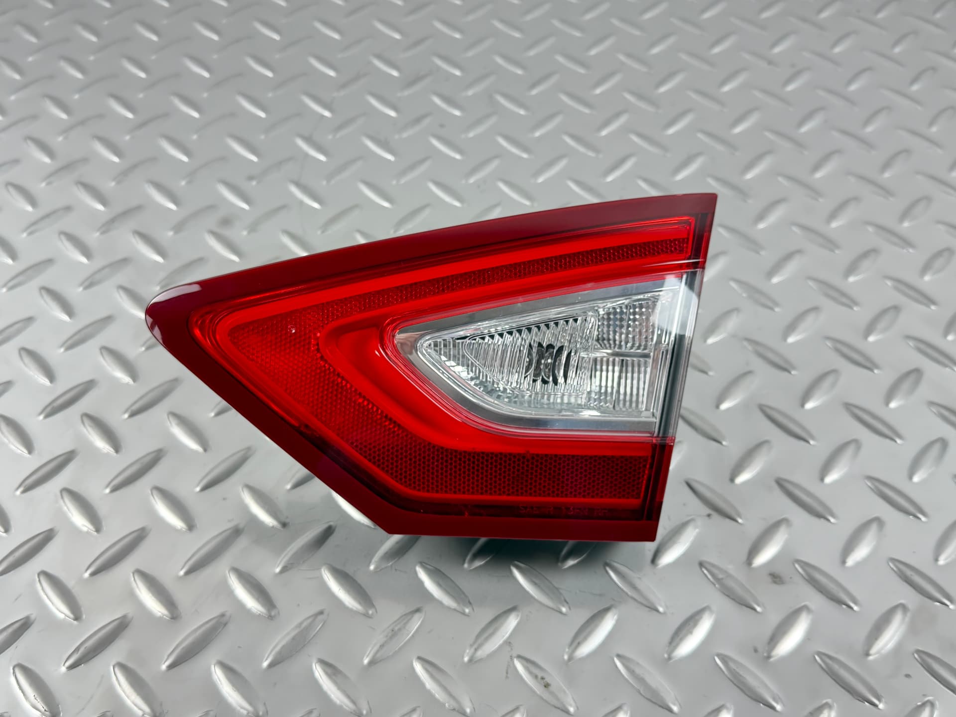 Ліхтар внутрішній кришка багажника правий Ford Fusion mk5 13-16 LED, Titanium - фото 1