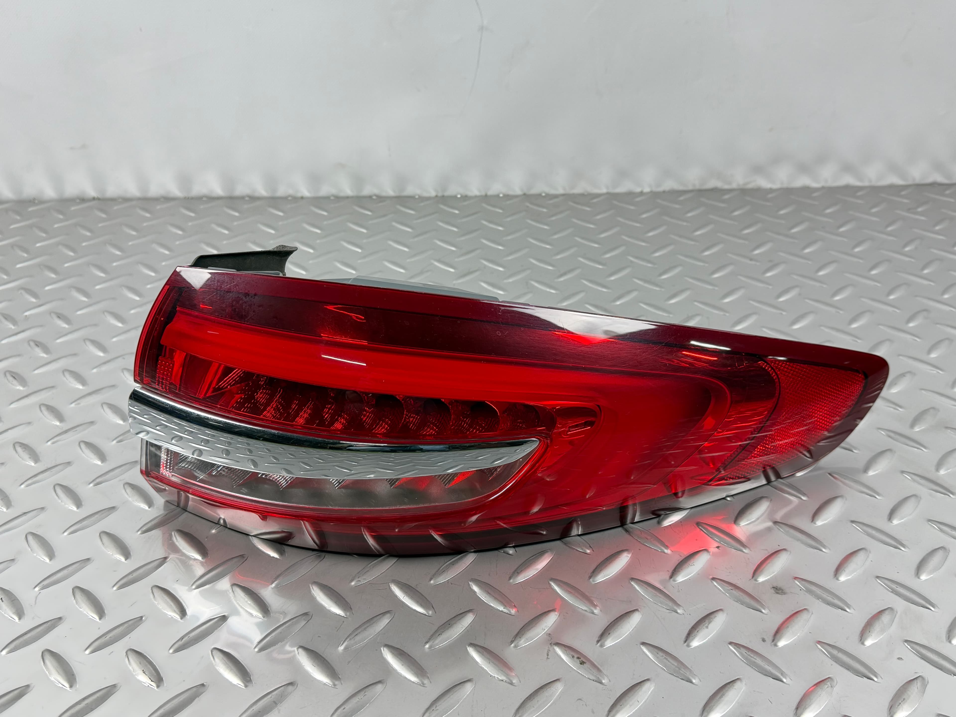 Ліхтар зовнішній крило правий Ford Fusion mk5 17-20