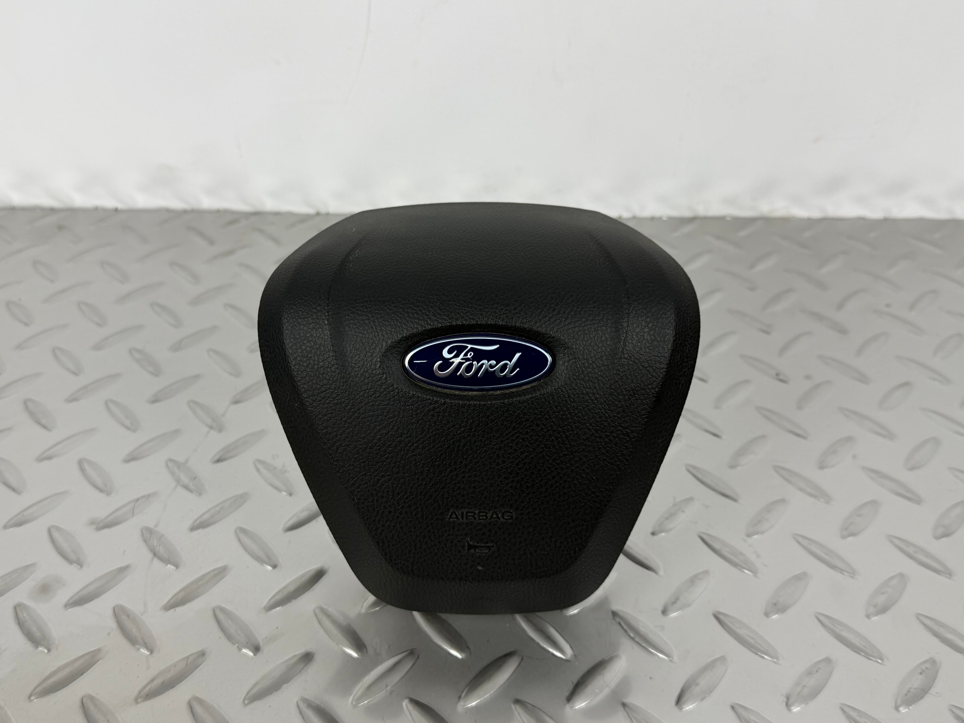 Подушка безпеки airbag в кермо водійська Ford Fusion mk5 13-20 чорна