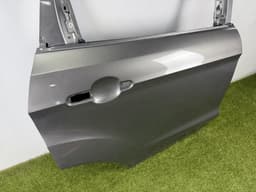 Двері голі задні праві Ford Escape MK3 13-19 графіт UJ, потертості, обліз лак - превью 6