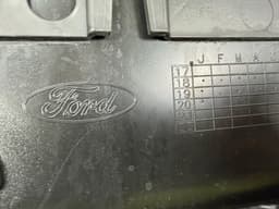 Накладка кришки багажника Ford Fusion mk5 19-20 під номер срібло JS - превью 6