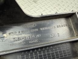 Кронштейн опори решітки радіатора Ford Escape MK3 13-16 - превью 4