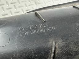 Накладка дверей багажника збоку права Ford Escape MK3 13-19 на кузові - превью 4