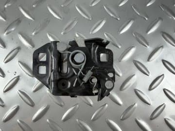 Замок капота правий Ford Fusion mk5 13-20